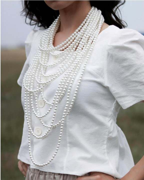 Collar moderno